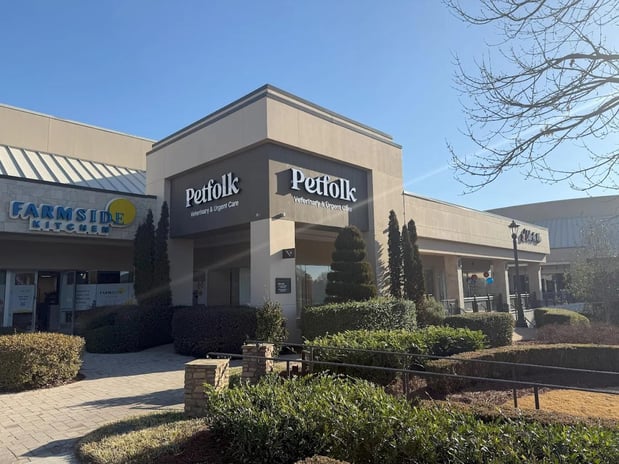 Images Petfolk Veterinary & Urgent Care - Cary