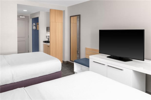 Images Hilton Garden Inn Queens/JFK Airport