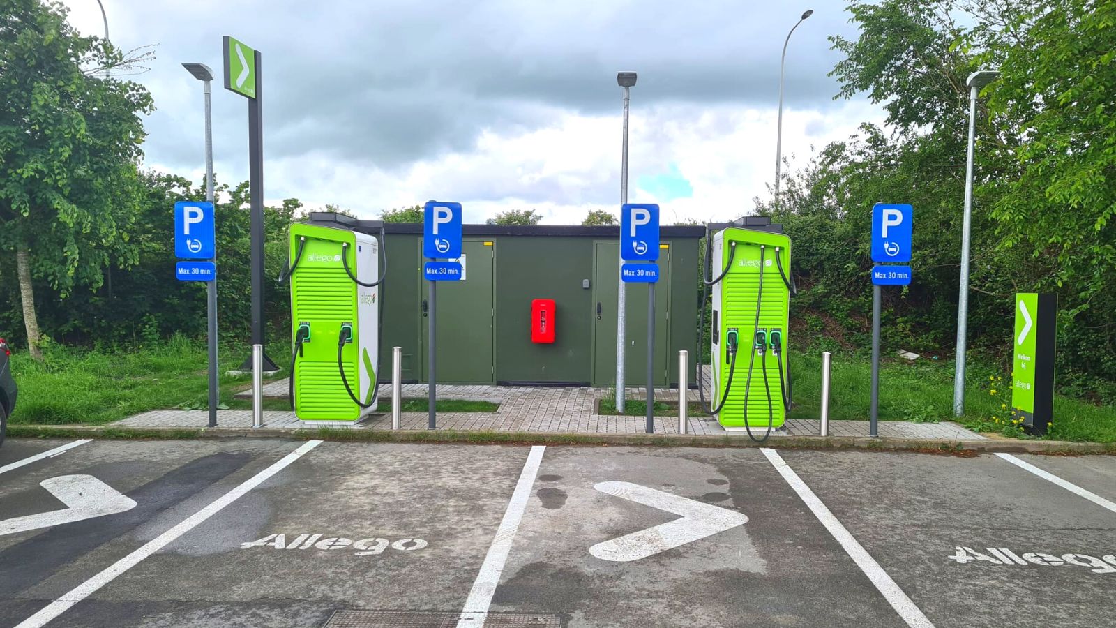 Images Allego Charging Station