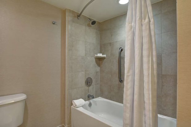 Images Embassy Suites by Hilton Winston Salem