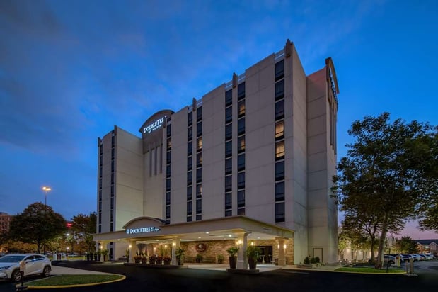 Images DoubleTree by Hilton Hotel Philadelphia Airport
