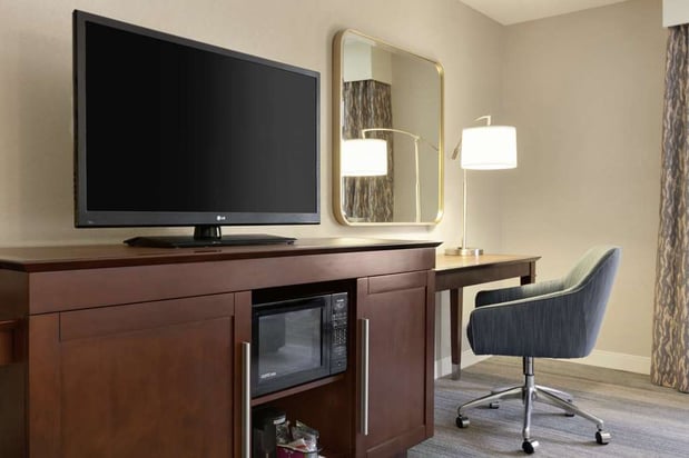 Images Hampton Inn & Suites Nashville-Downtown