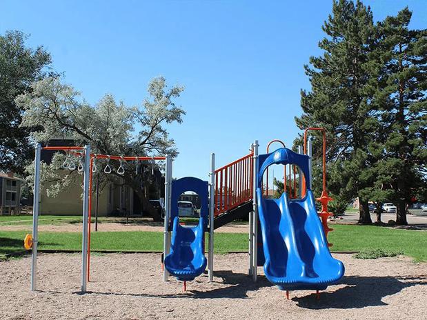 Images Ramblewood Apartments