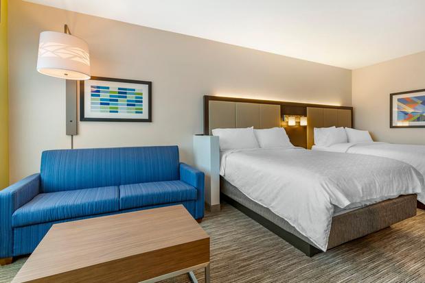 Images Holiday Inn Express & Suites Phoenix Dwtn - State Capitol by IHG