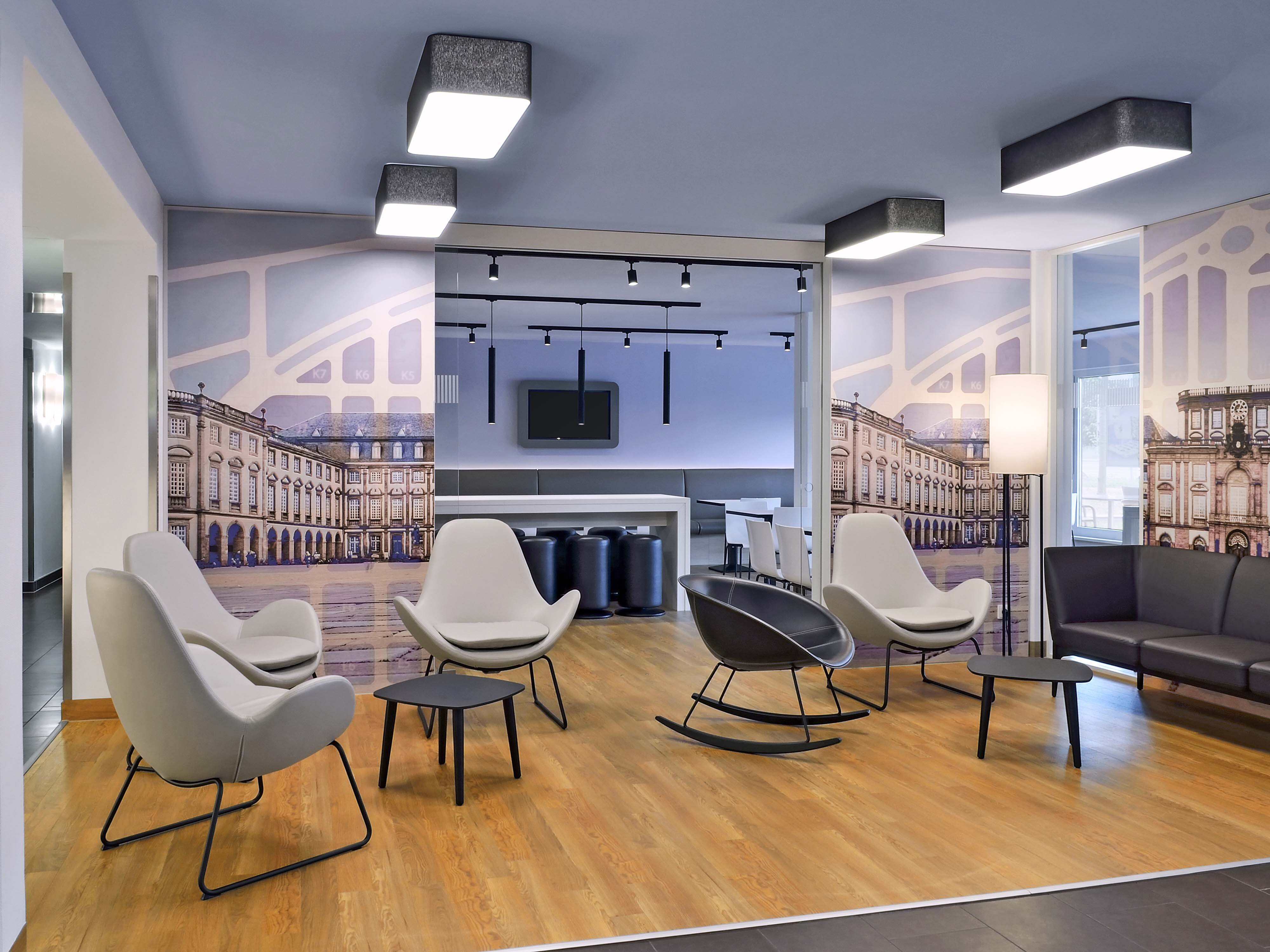 Bilder B&B HOTEL Mannheim-Neuostheim