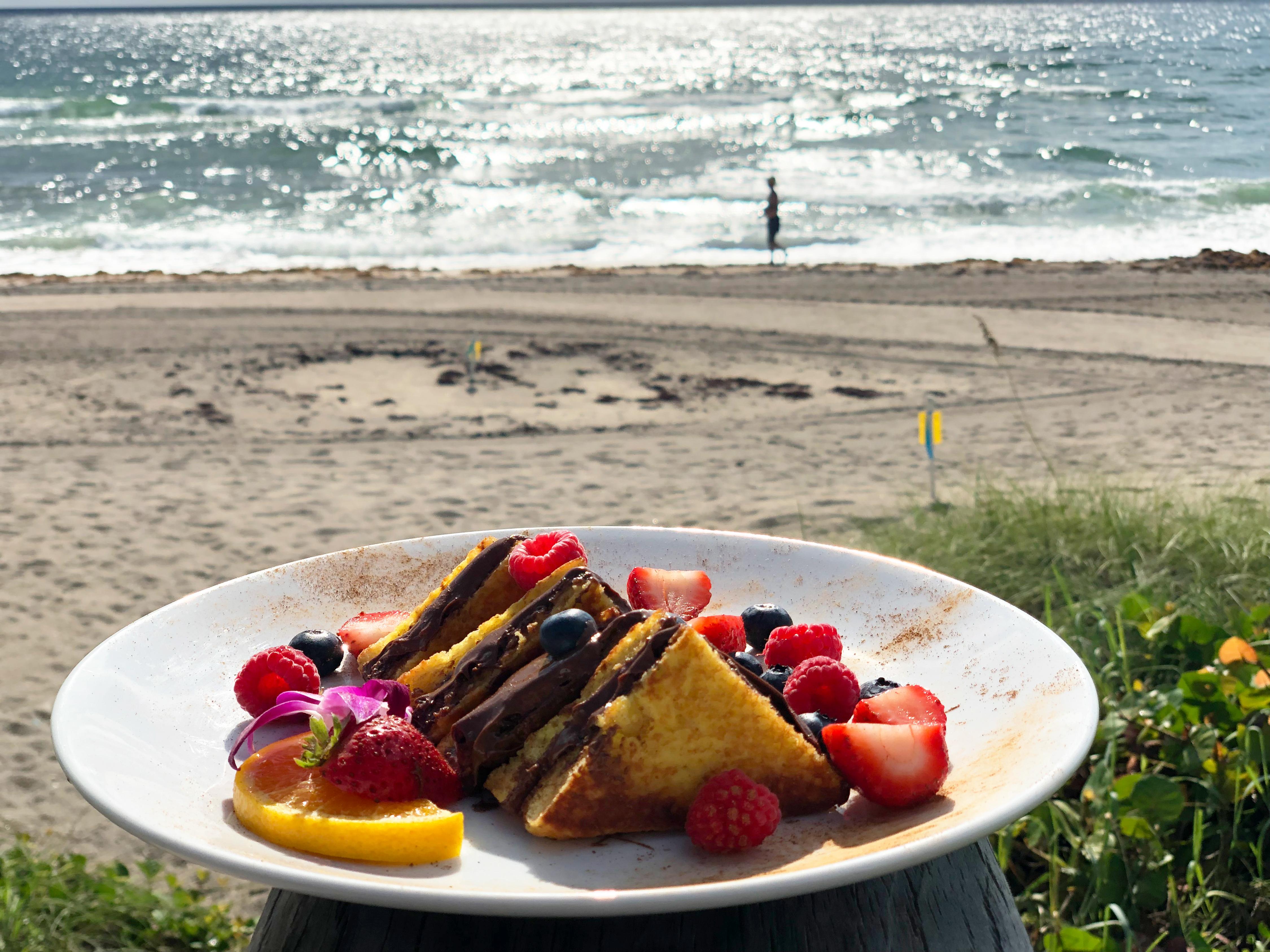 Latitudes - Delray Sands Resort