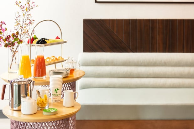 Images Holiday Inn & Suites Chicago-Downtown by IHG