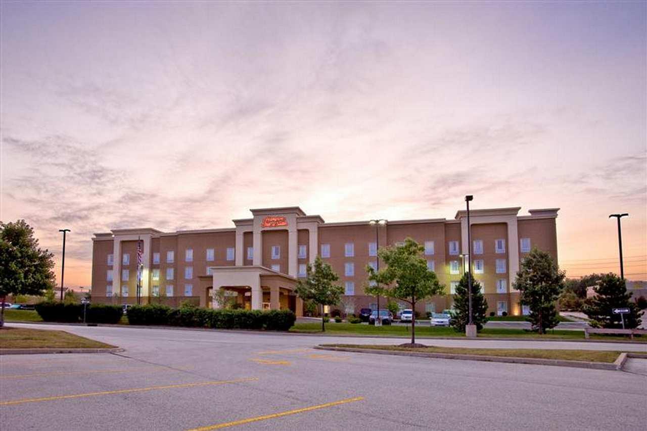 Hampton Inn & Suites Cedar Rapids - North