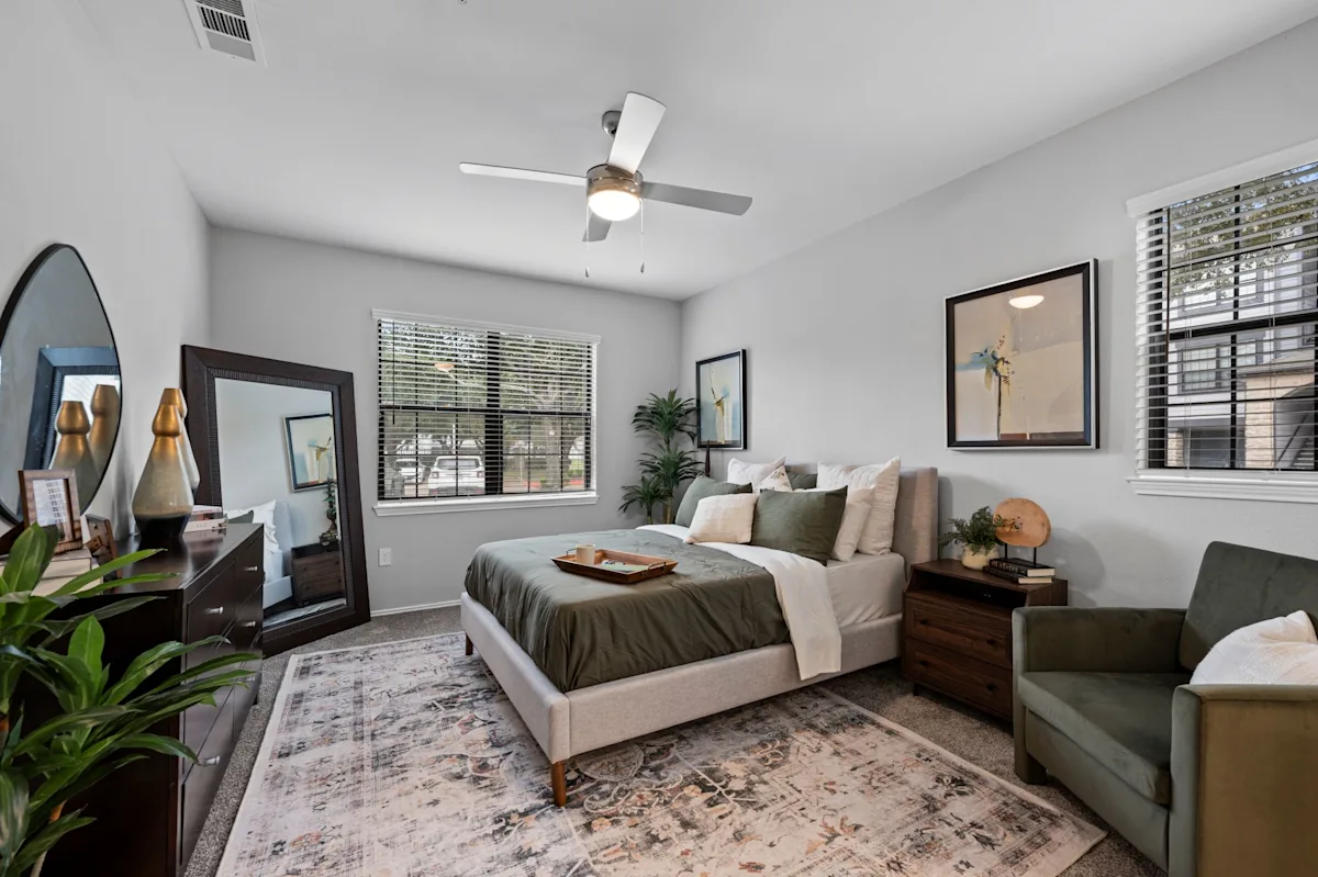Spacious Bedroom 