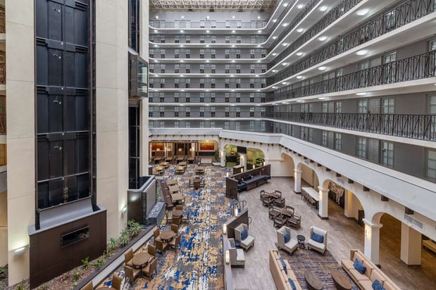 Images Embassy Suites by Hilton Tulsa I-44