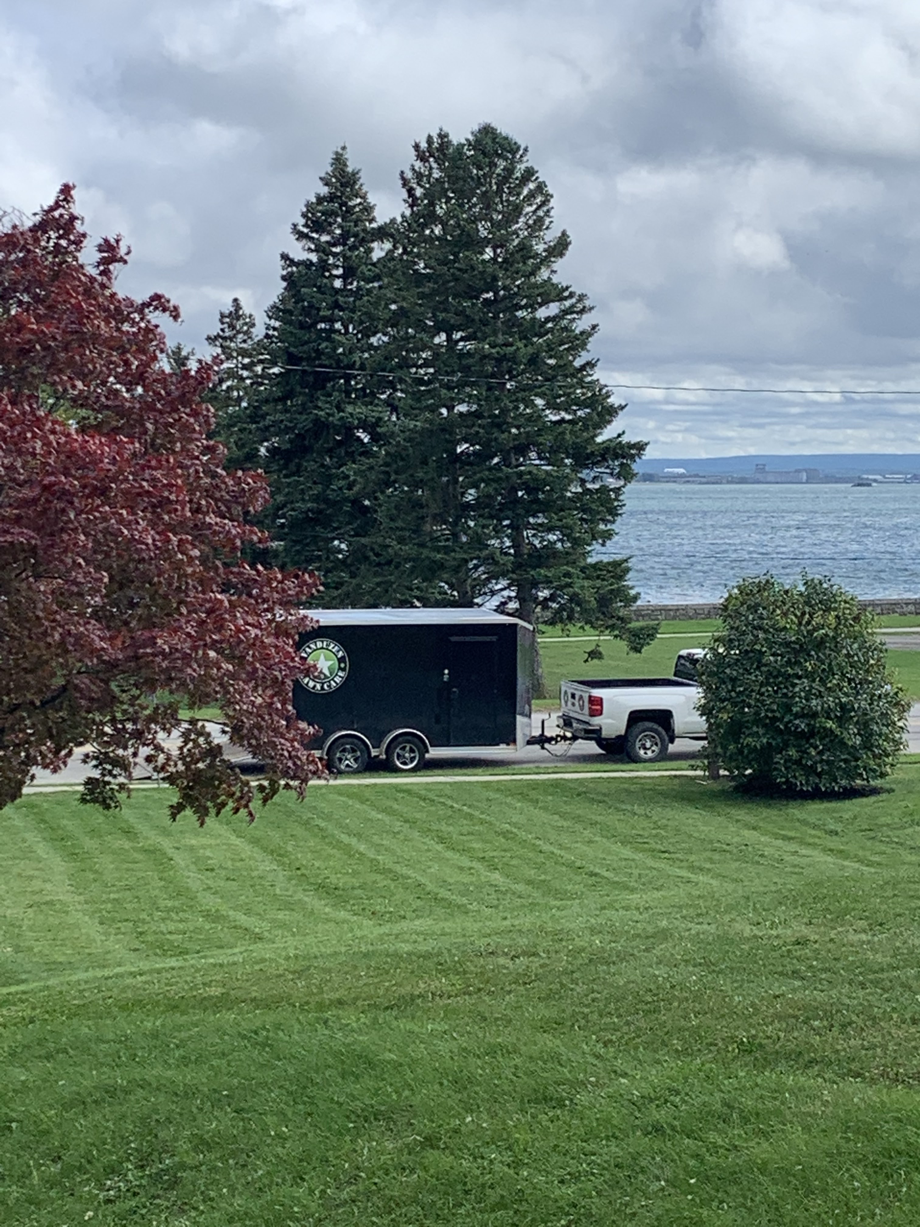 Images VanDuzen Lawn Care