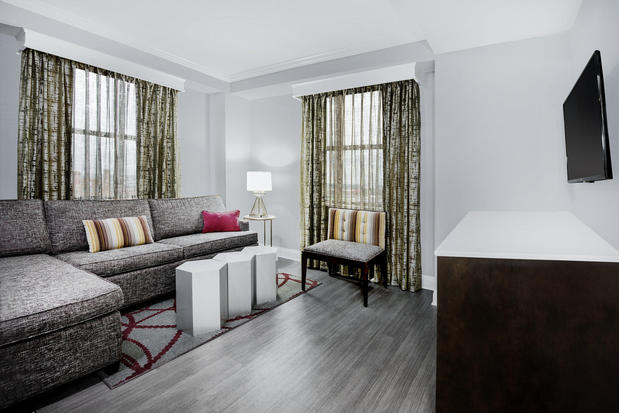 Images Hotel Indigo Dallas Downtown by IHG