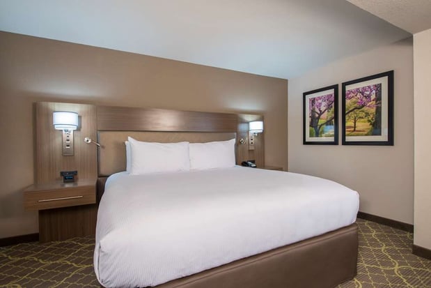 Images DoubleTree by Hilton Hotel Winston Salem - University