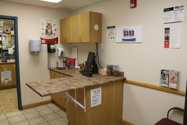 Images Broadway Veterinary Clinic