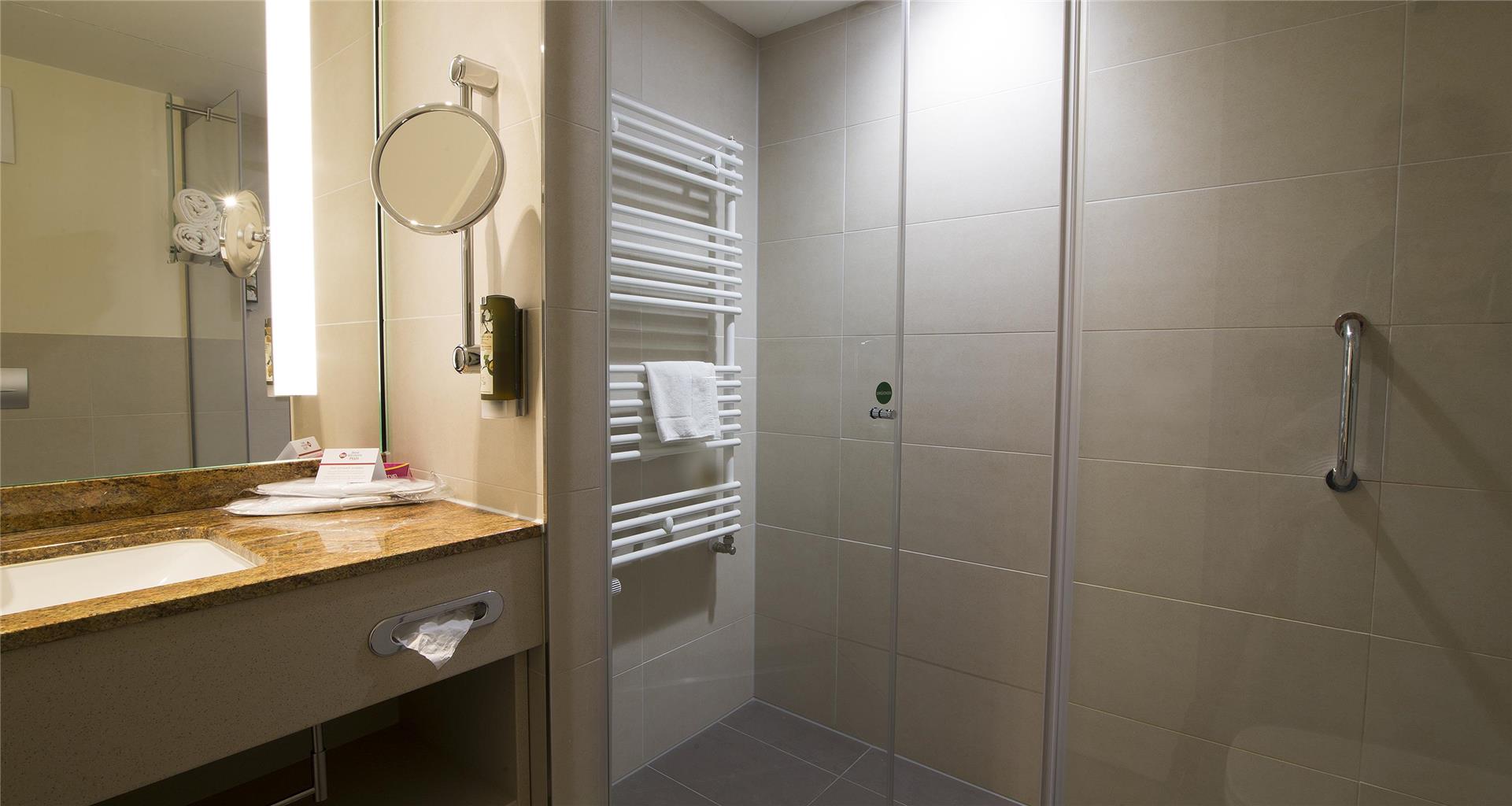 Best Western Plus Hotel Bremerhaven, Fischkai 2 in Bremerhaven