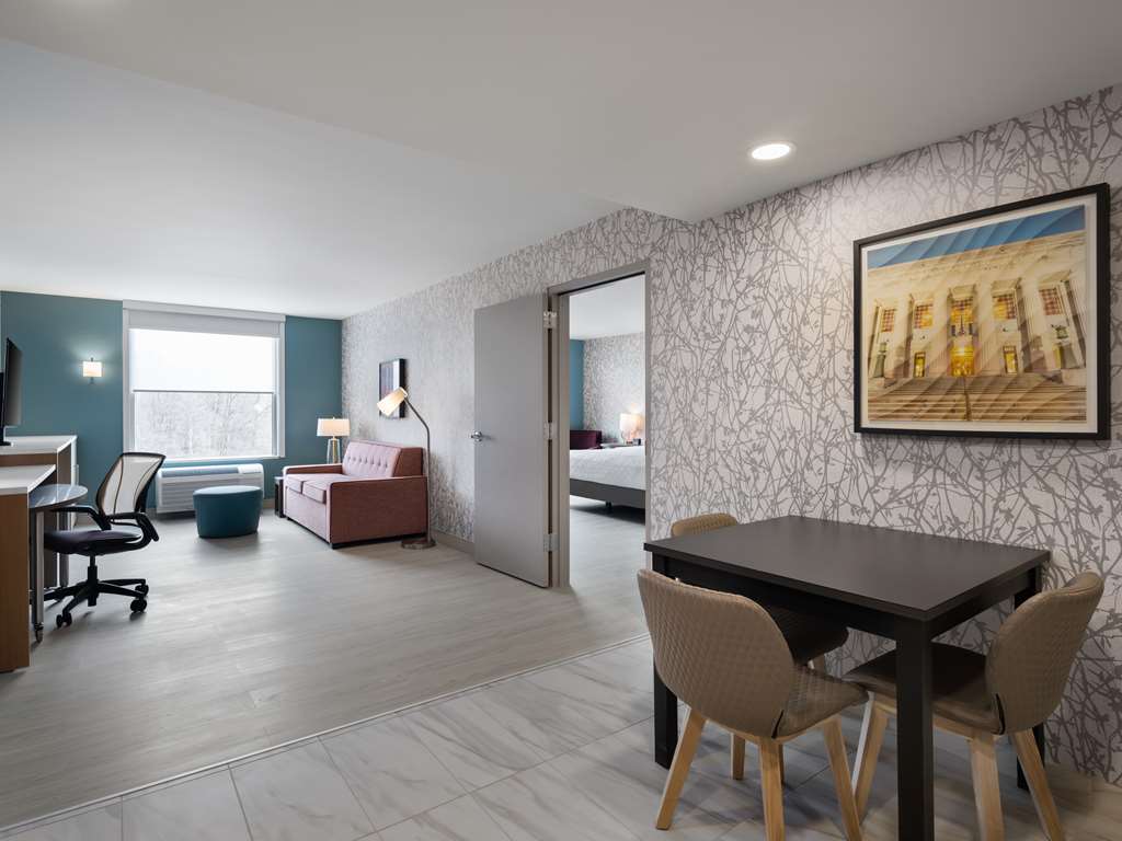 Guest room