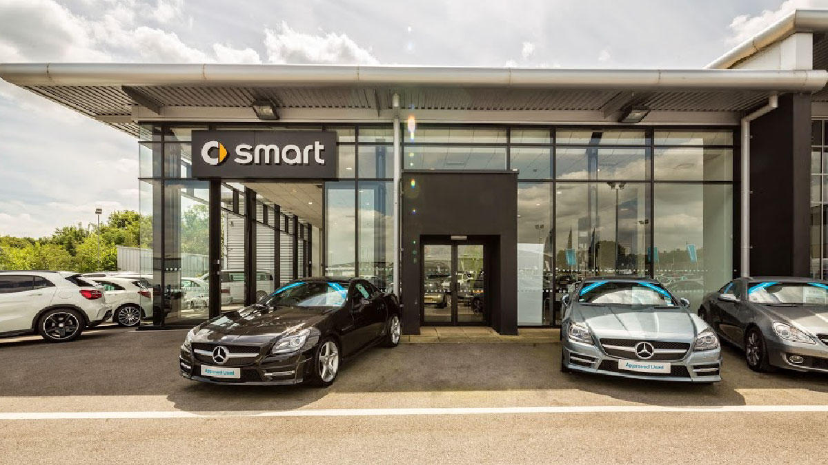 Images SMART of Huddersfield Service Centre