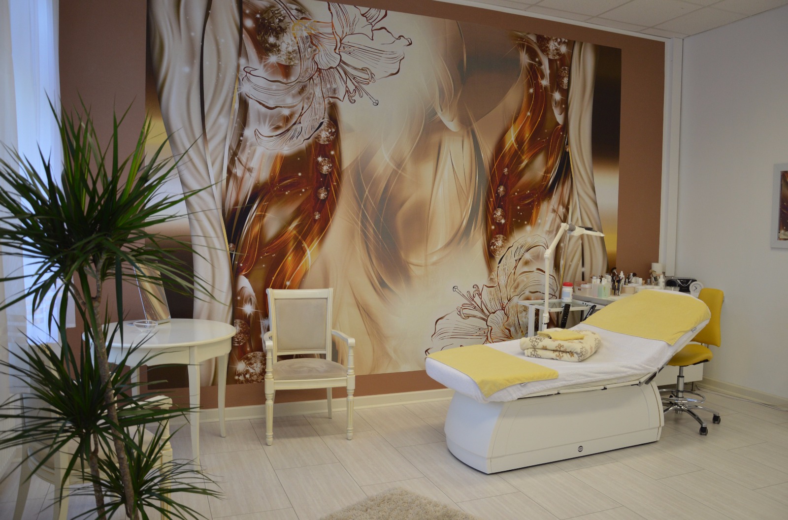 Kosmetik Institut Schneider, Prinz-Carl-Anlage 25 in Worms