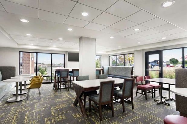 Images Hampton Inn Milwaukee/Brookfield
