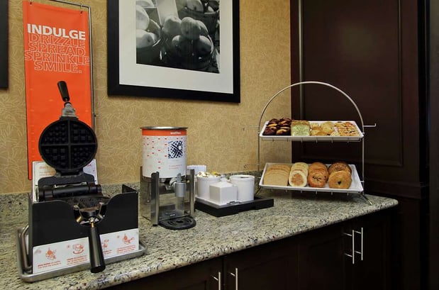 Images Hampton Inn & Suites Buffalo