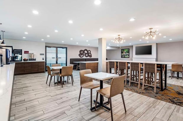 Images Best Western Plus Bourbonnais Hotel & Suites