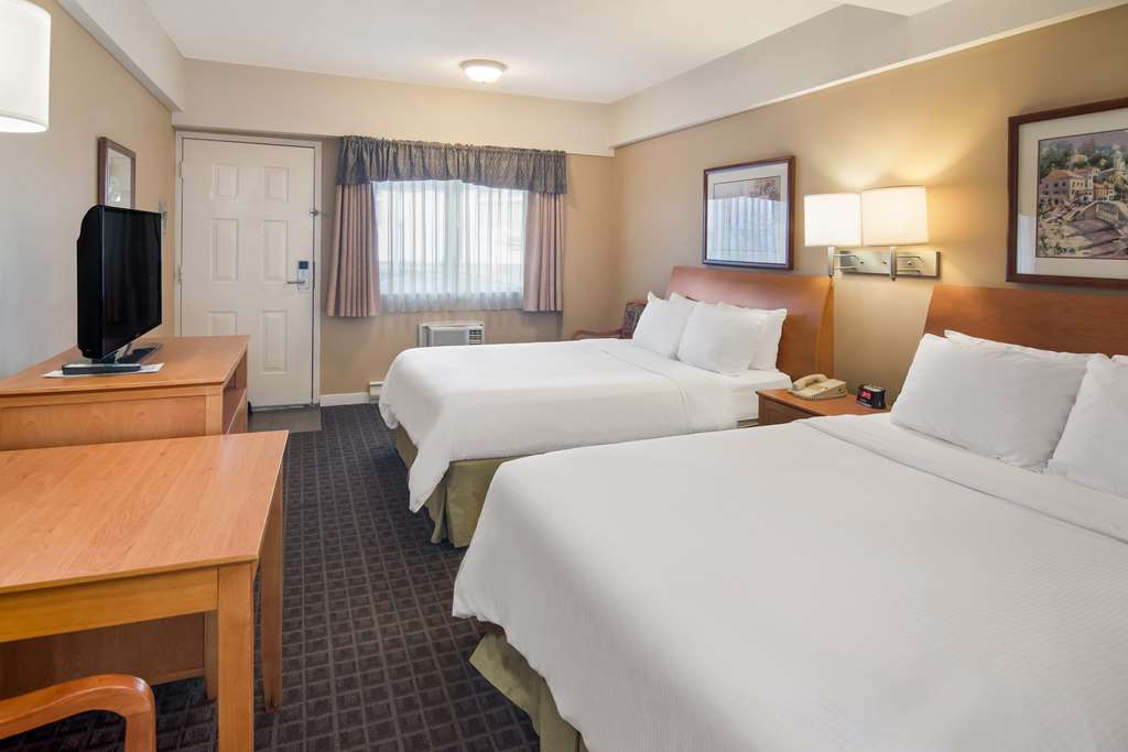 Double SureStay By Best Western North Vancouver Capilano North Vancouver (604)987-8185