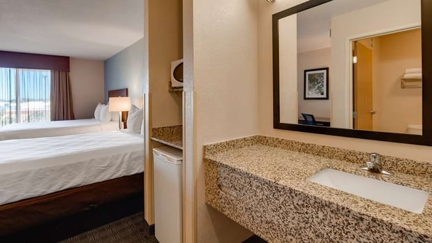 Images Best Western Plus Gateway Inn & Suites