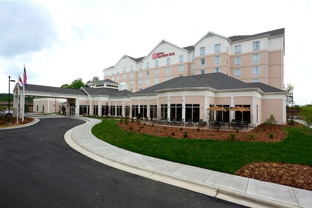 Images Hilton Garden Inn Greensboro Airport