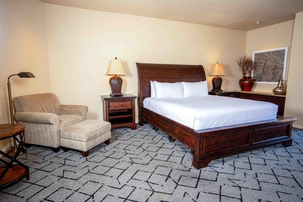 Images Scottsdale Plaza Resort