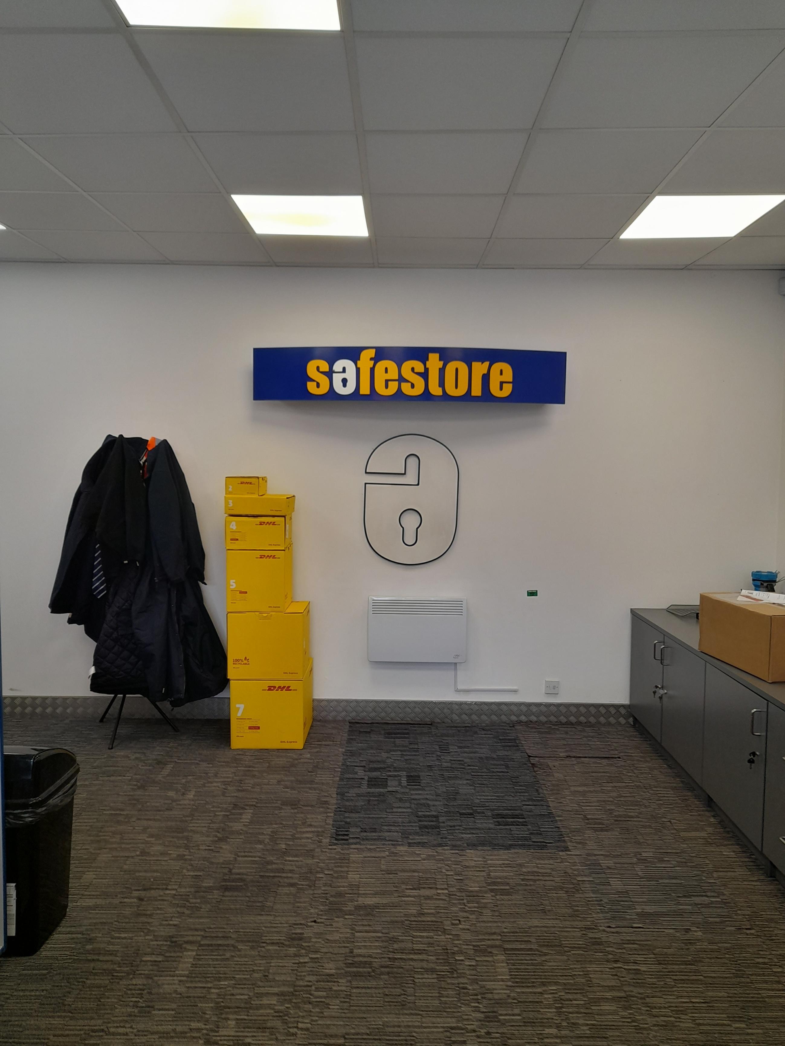 Images DHL Express Service Point (Safestore Cardiff)