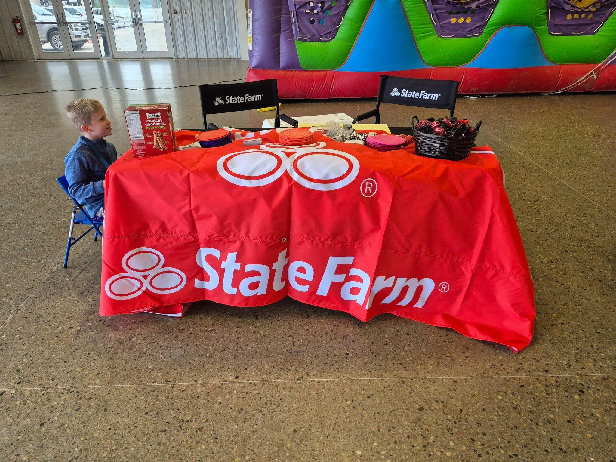 Bark-B-Que is here! Stop by the Warhorse Building at Divot today from 11 to 4, say hi to Dana and Heather, and show some love for the Animal Shelter of Northeast Nebraska. We’d love to see you there!