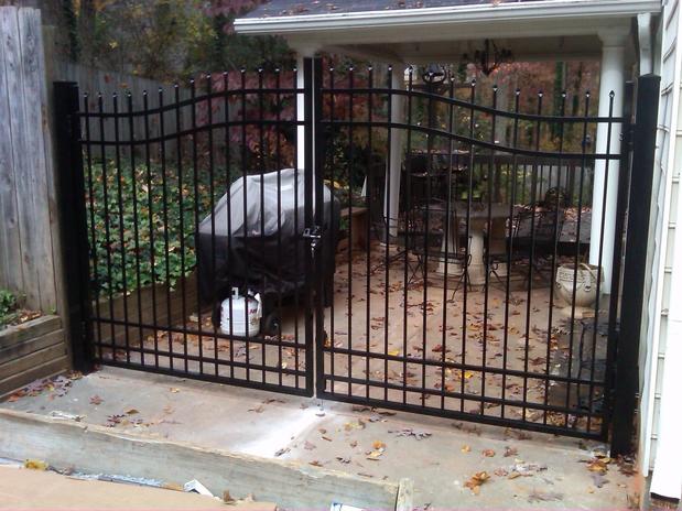 Images NEED-A-FENCE, INC.