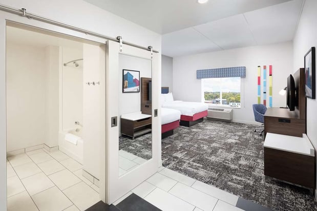 Images Hampton Inn & Suites Rochester Downtown