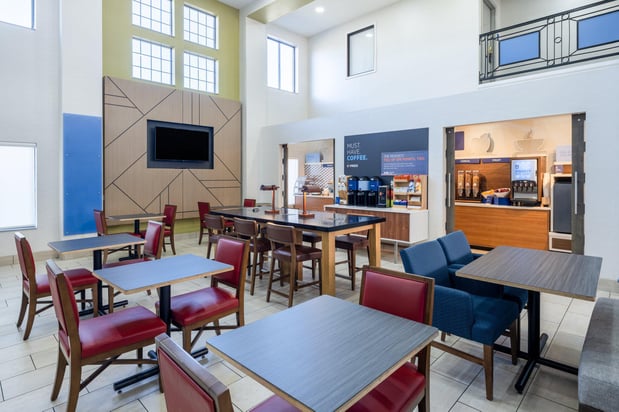 Images Holiday Inn Express Corydon by IHG
