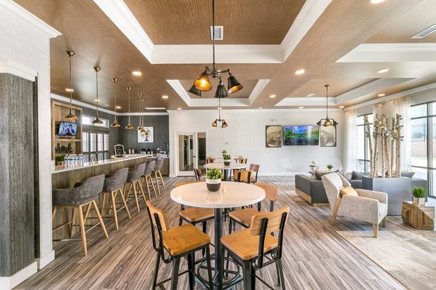 Images Aventura at Maryland Oaks