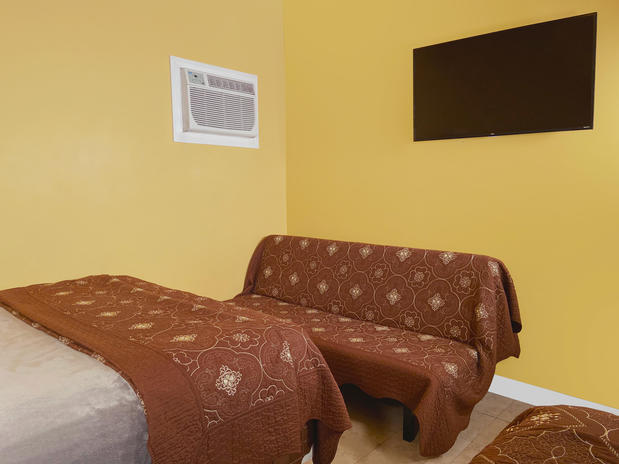 Images El Patio Inn