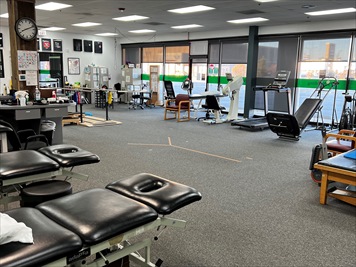 Images RUSH Physical Therapy - Oak Lawn - 95th Street