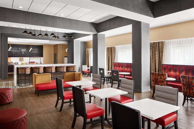 Images Hampton Inn & Suites Charlotte Steele Creek