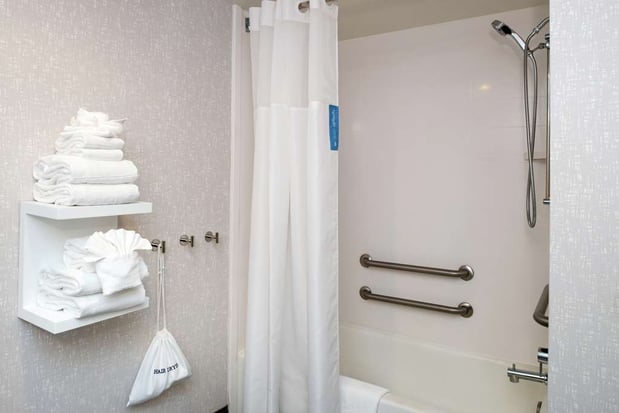 Images Hampton Inn Greensboro-Airport
