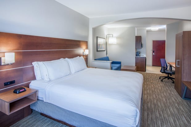 Images Holiday Inn Express & Suites Texarkana by IHG