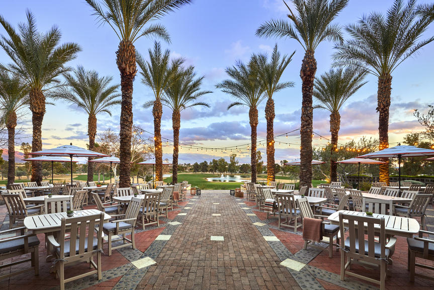 Legend's Bar & Grill - Omni Tucson National Resort