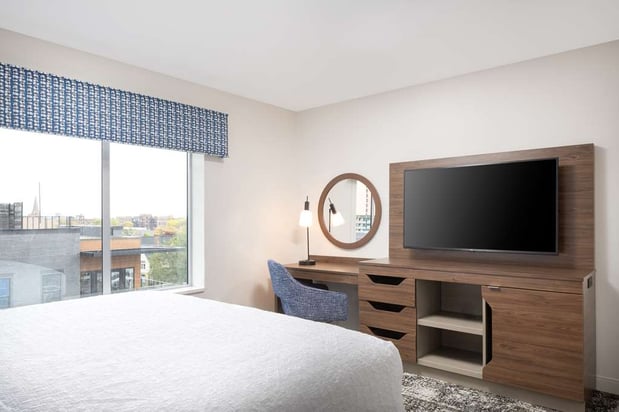 Images Hampton Inn & Suites Rochester Downtown