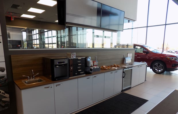 Images Russ Darrow Nissan of West Bend