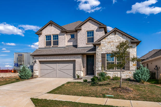 Images Marcus Ku, Dallas Realtor