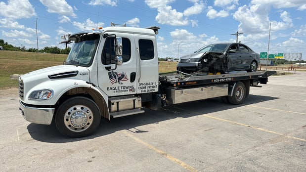 Images Eagle Towing & Recovery