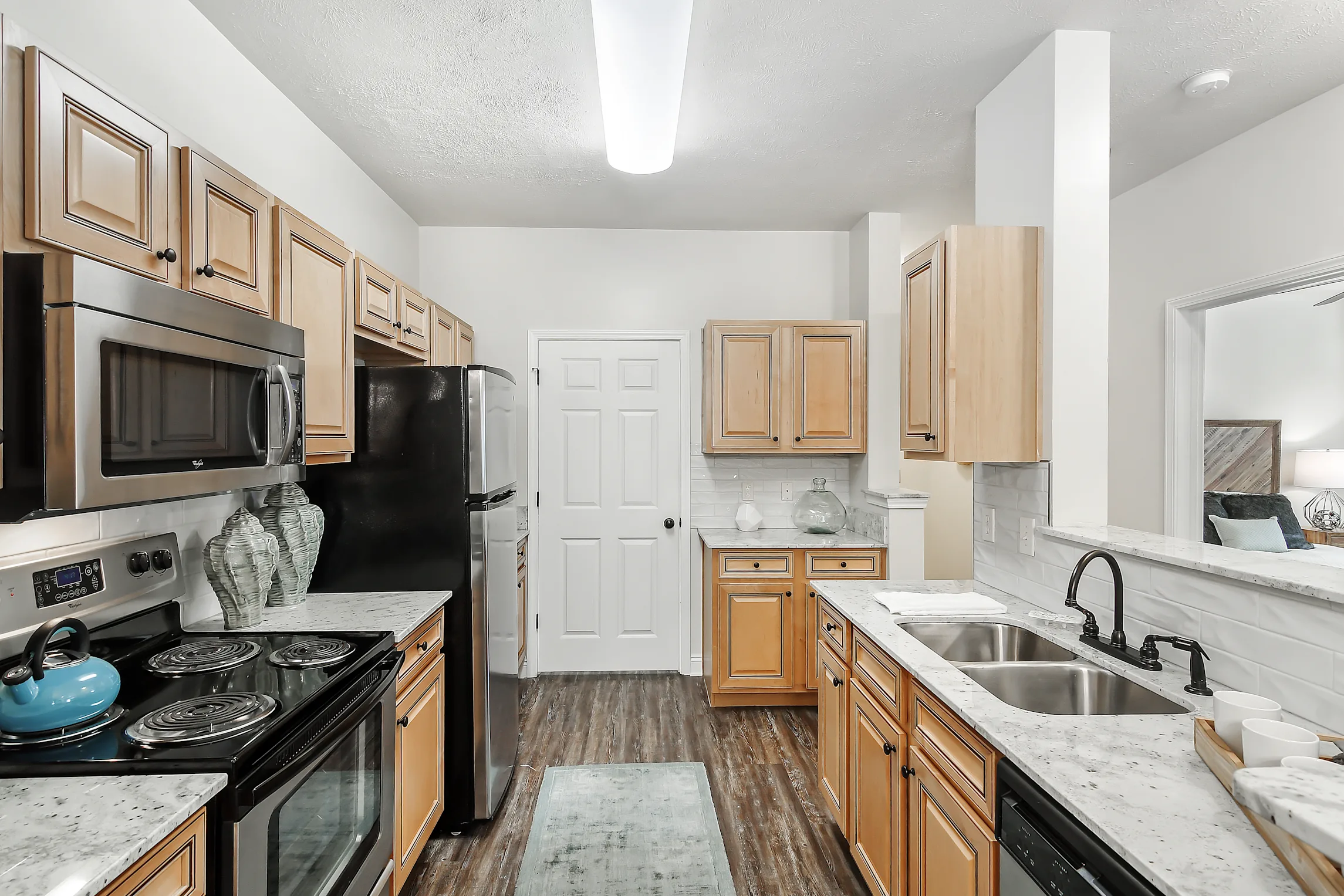 Open Kitchen 