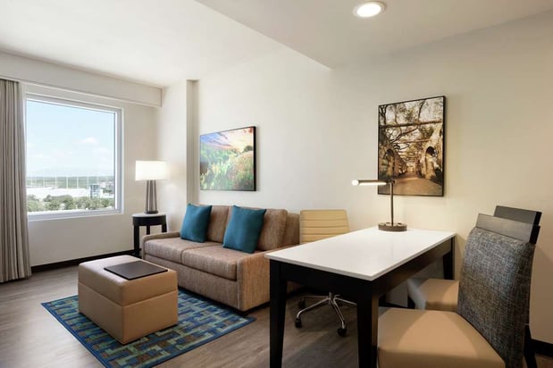 Images Embassy Suites by Hilton San Antonio Landmark