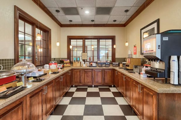 Images Hampton Inn Louisville-Northeast