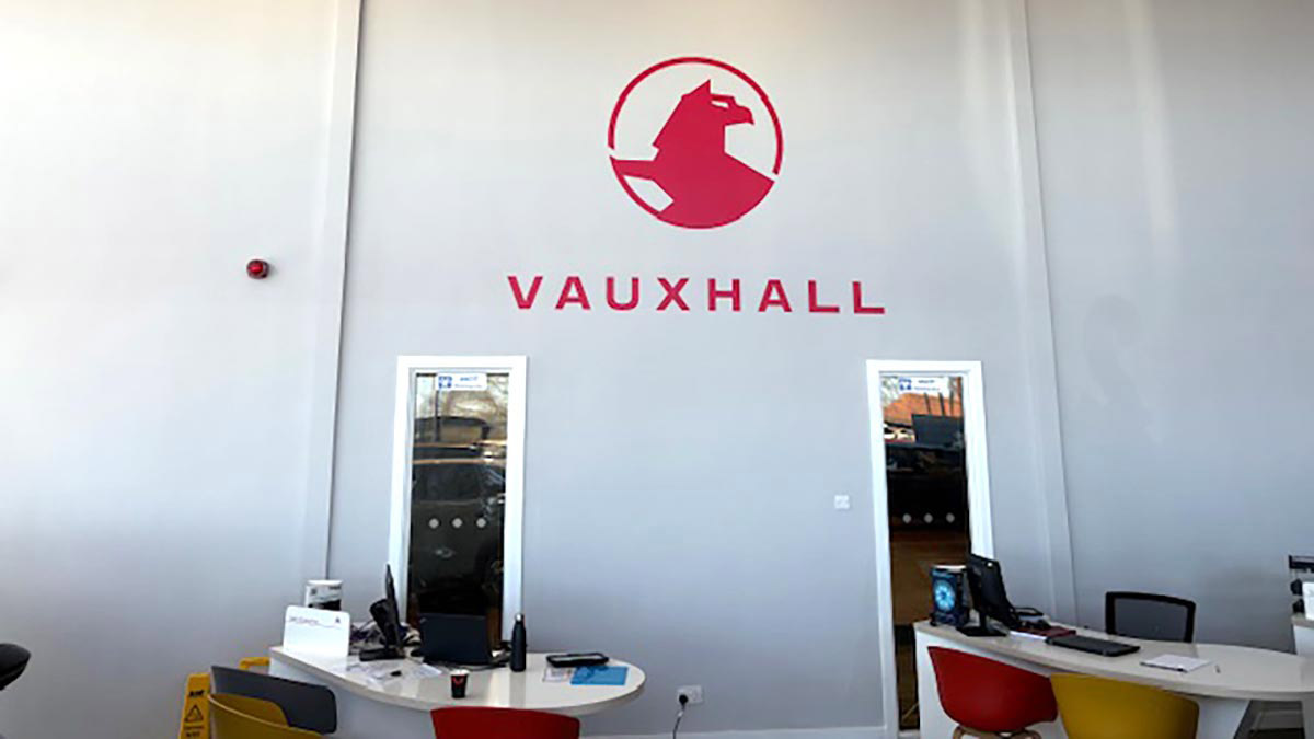 Vauxhall Mansfield Desks