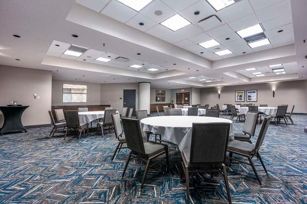 Images Embassy Suites by Hilton Indianapolis Downtown